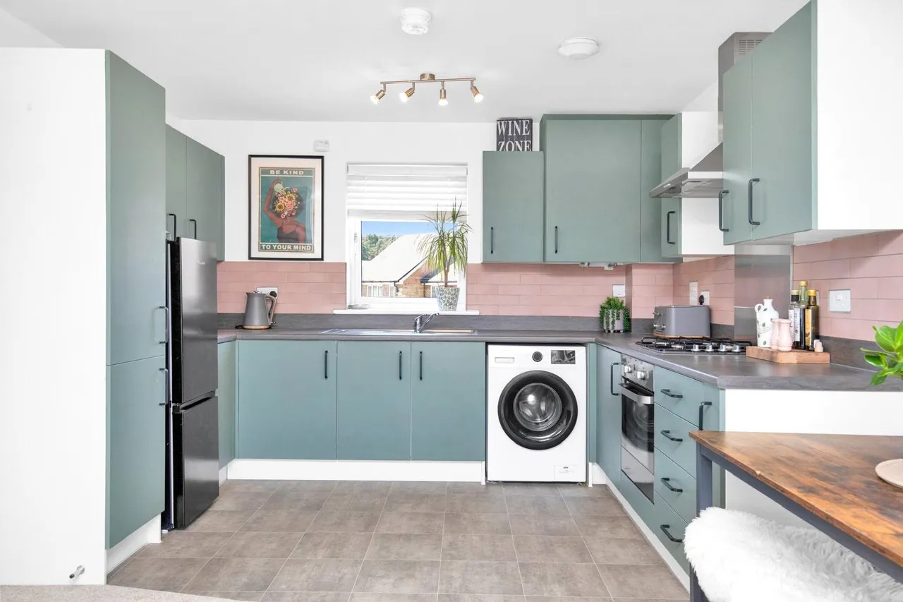 Douglas Drive, Bordon, GU35, photo 4