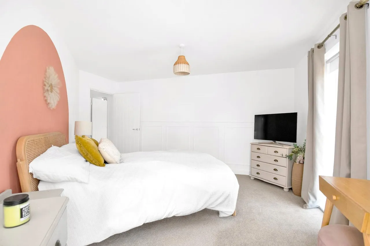 Douglas Drive, Bordon, GU35, photo 7