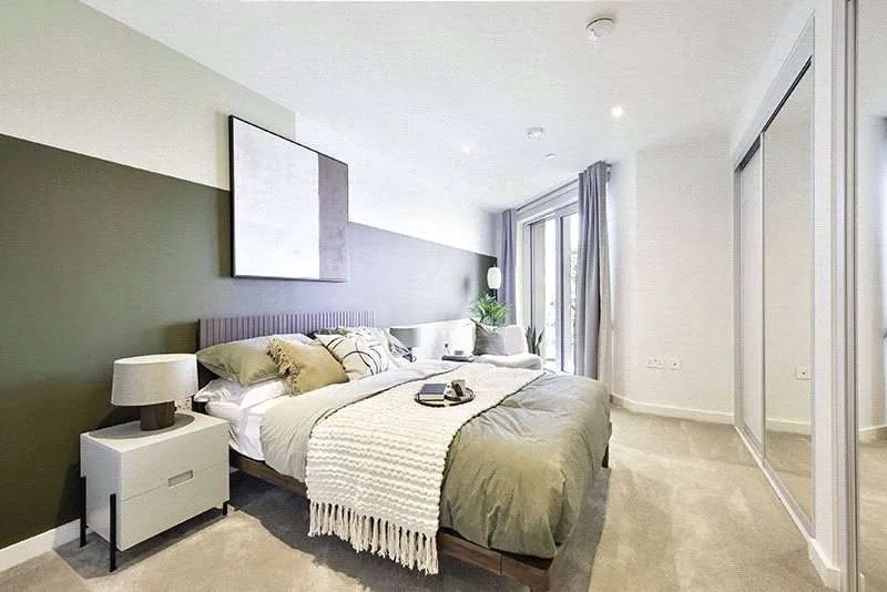 Nine Elms Lane, London, SW11 7DE, photo 4