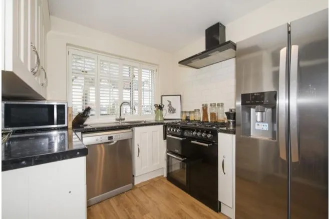 Mervyn Road, London, W13, photo 2