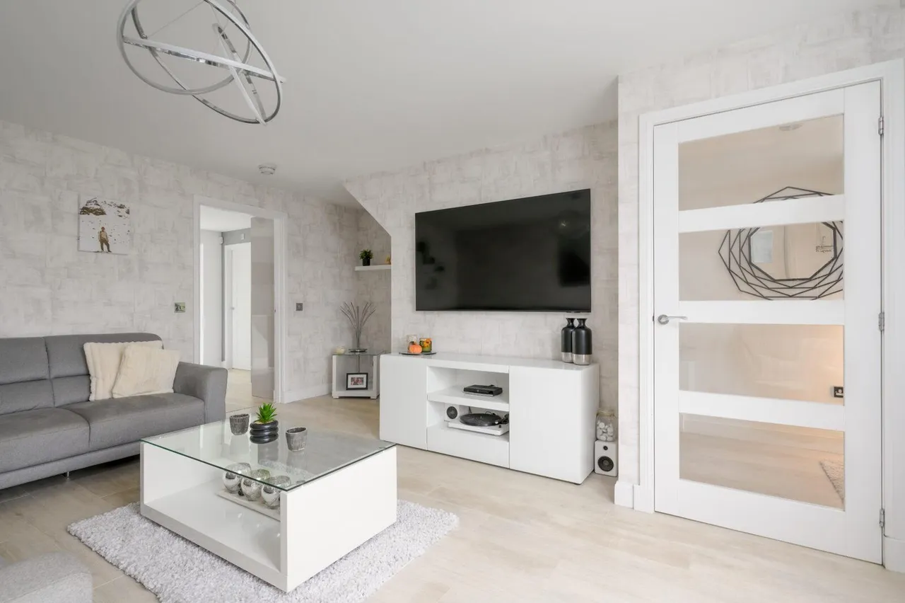 Honeysuckle Drive, Cumbernauld, G68 9GF, photo 5