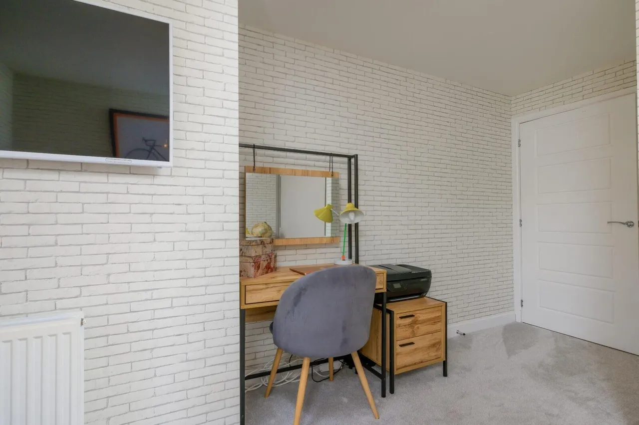 Honeysuckle Drive, Cumbernauld, G68 9GF, photo 14