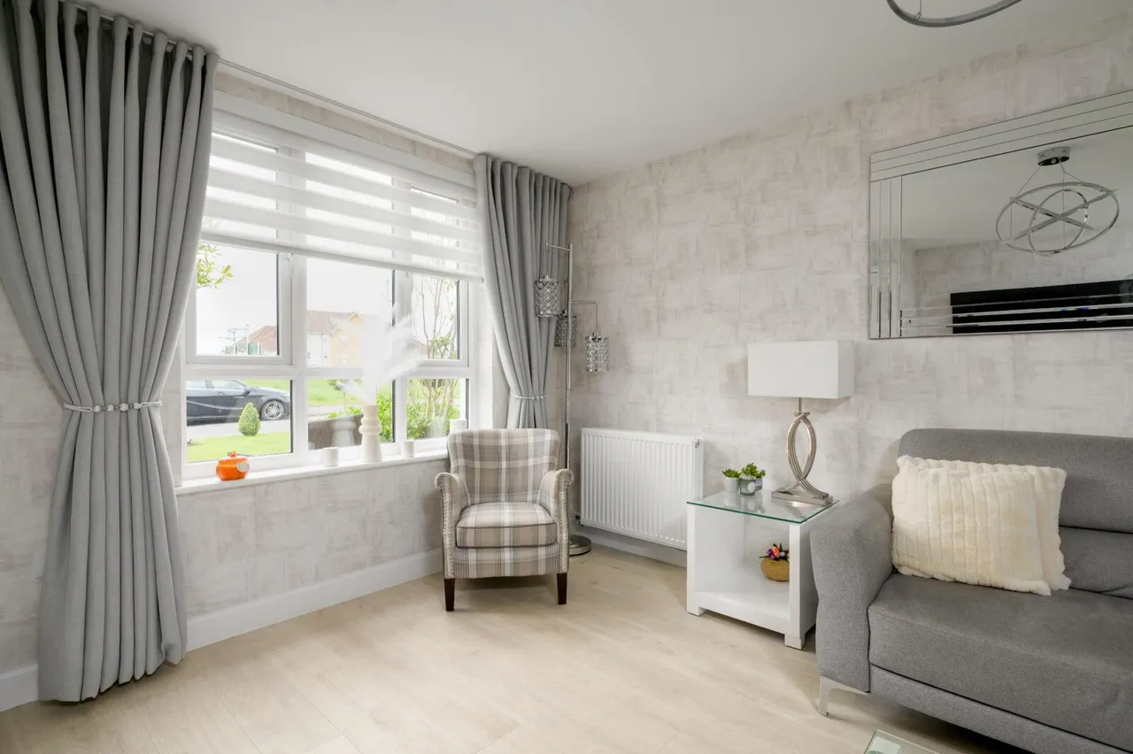 Honeysuckle Drive, Cumbernauld, G68 9GF, photo 4