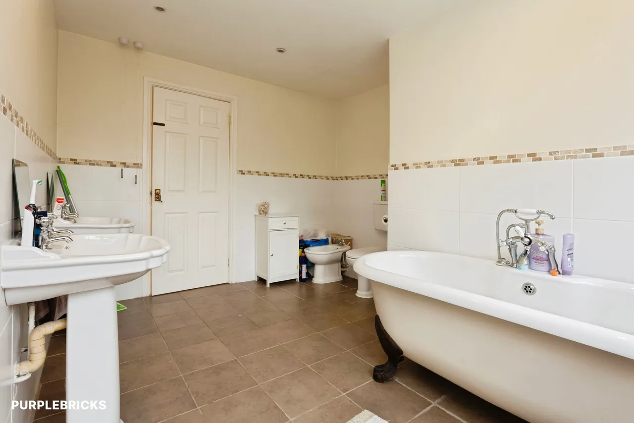 Bowmans Way, Grantham, NG32, photo 27