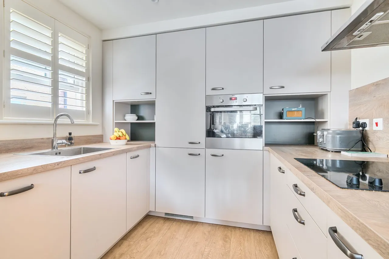 Bepton Road, GU29, photo 9