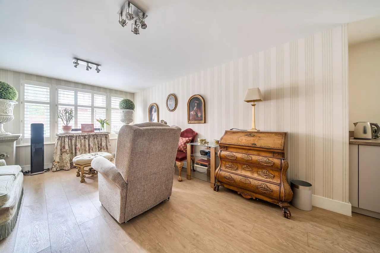 Bepton Road, GU29, photo 10