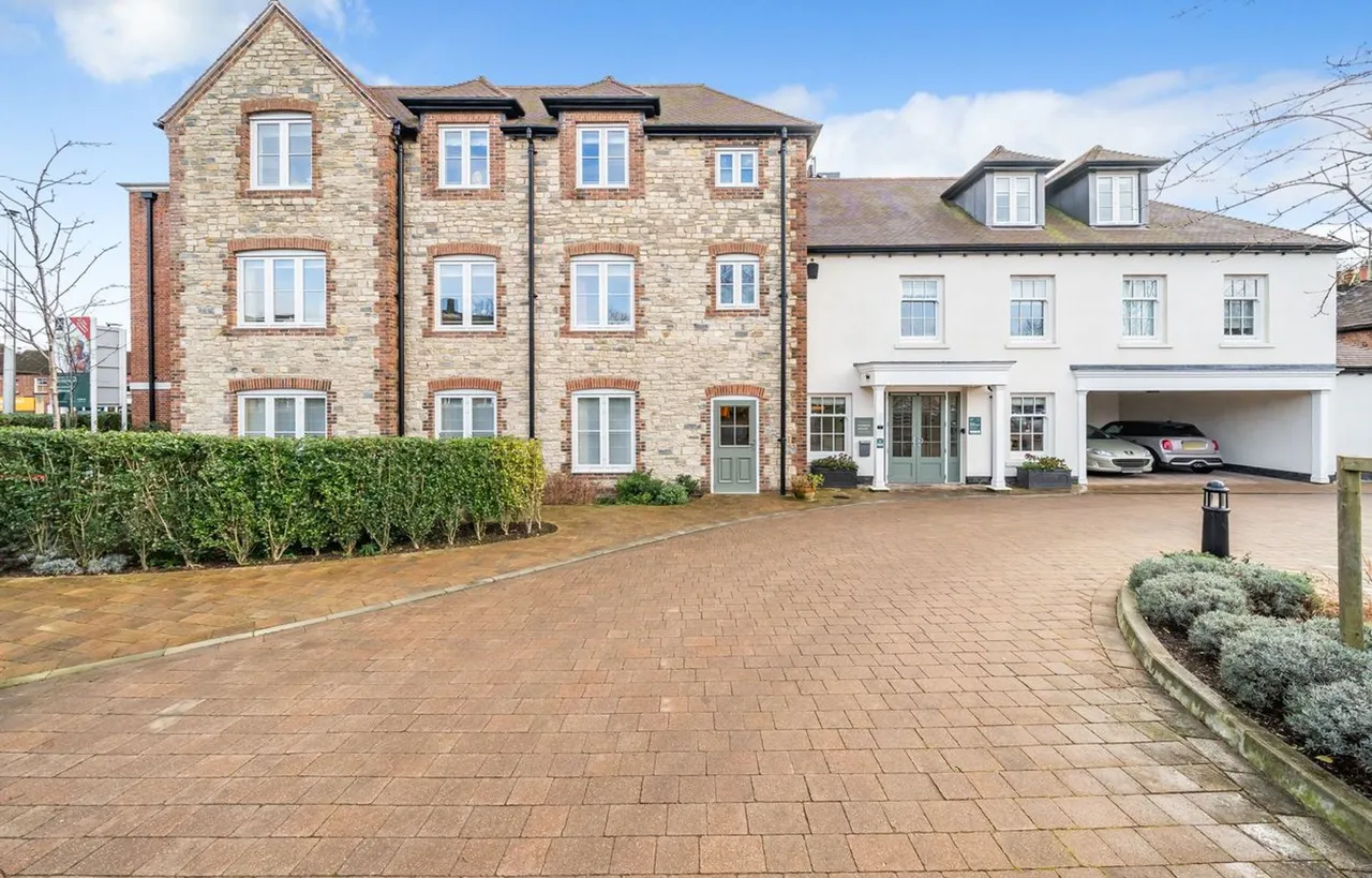 Bepton Road, GU29, photo 14