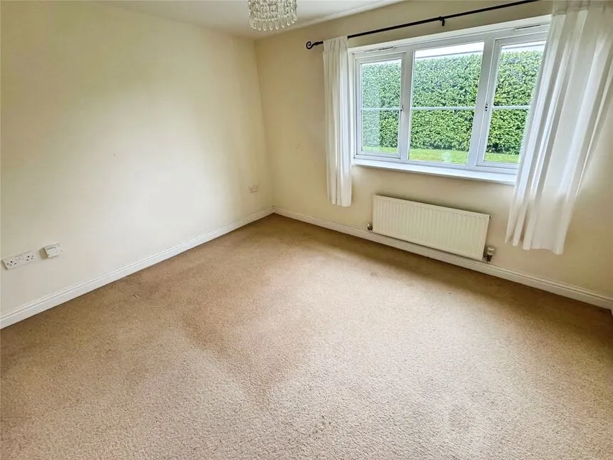 Prestwood Road, Wolverhampton, West Midlands, WV11, photo 4