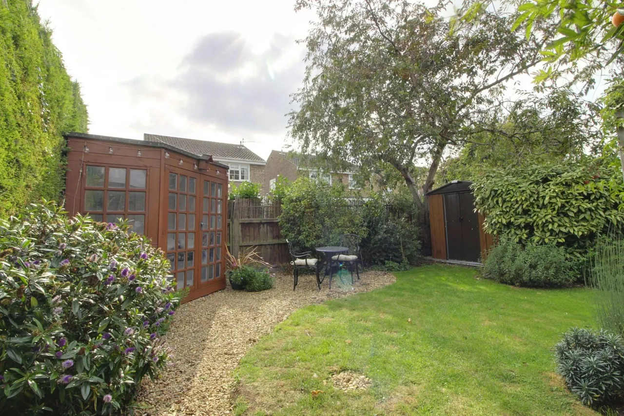 Swift Close, Deeping St. James, PE6, photo 18