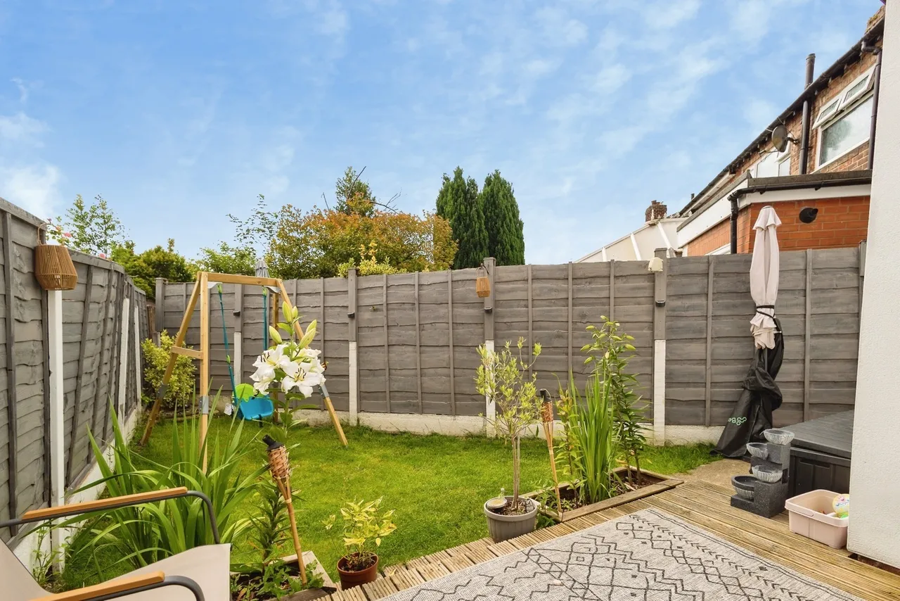 Kersal Hall Avenue, SALFORD, Lancashire, M7, photo 13