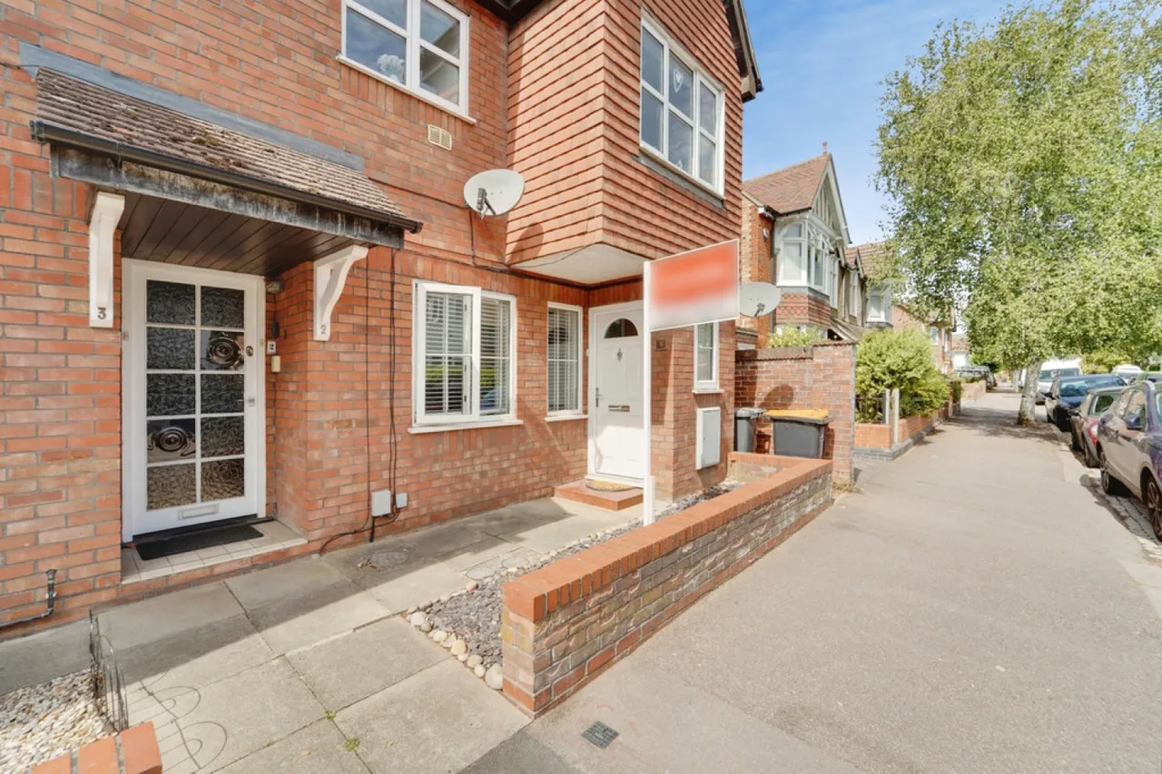 1 bed flat for sale, Tennyson Road, Bedford, MK40