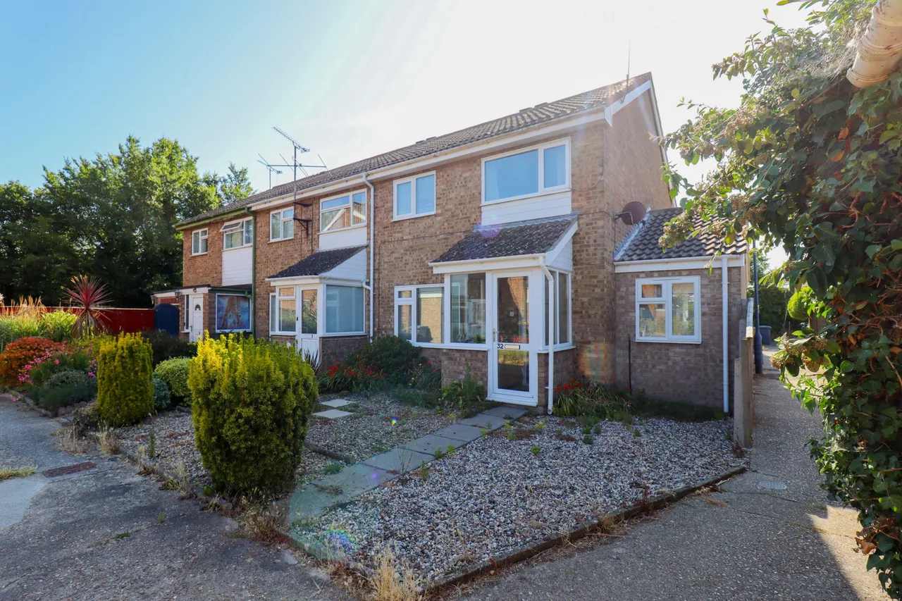 4 bed house for sale — Recreation Close, Felixstowe, Suffolk, IP11 9BE