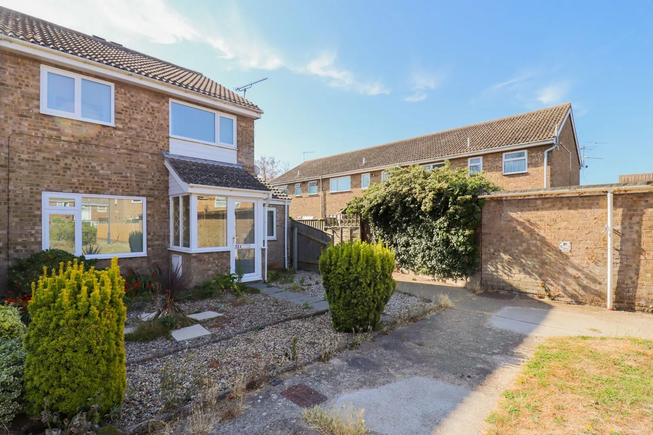 Recreation Close, Felixstowe, Suffolk, IP11 9BE, photo 19