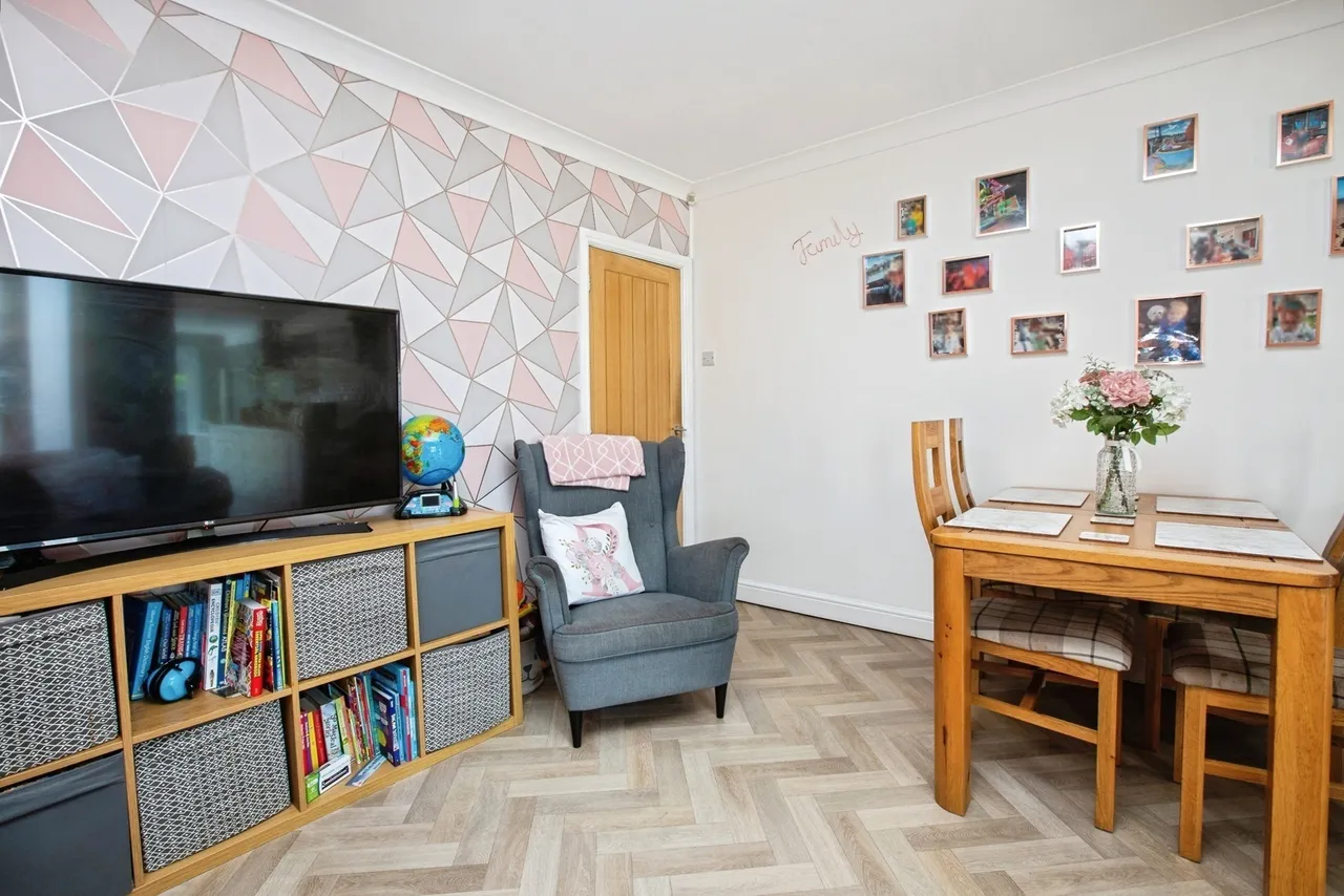 Charnwood Street, Sutton-in-Ashfield, NG17, photo 8