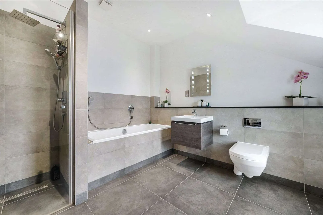Trafford Road, Alderley Edge, Cheshire, SK9 7NT, photo 12