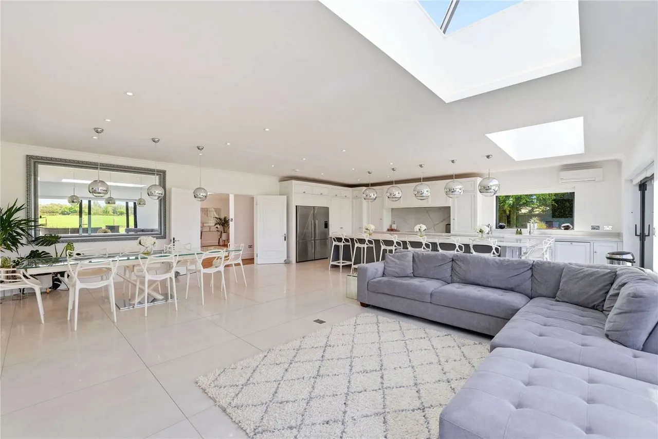 Middlewich Road, Knutsford, WA16, photo 8