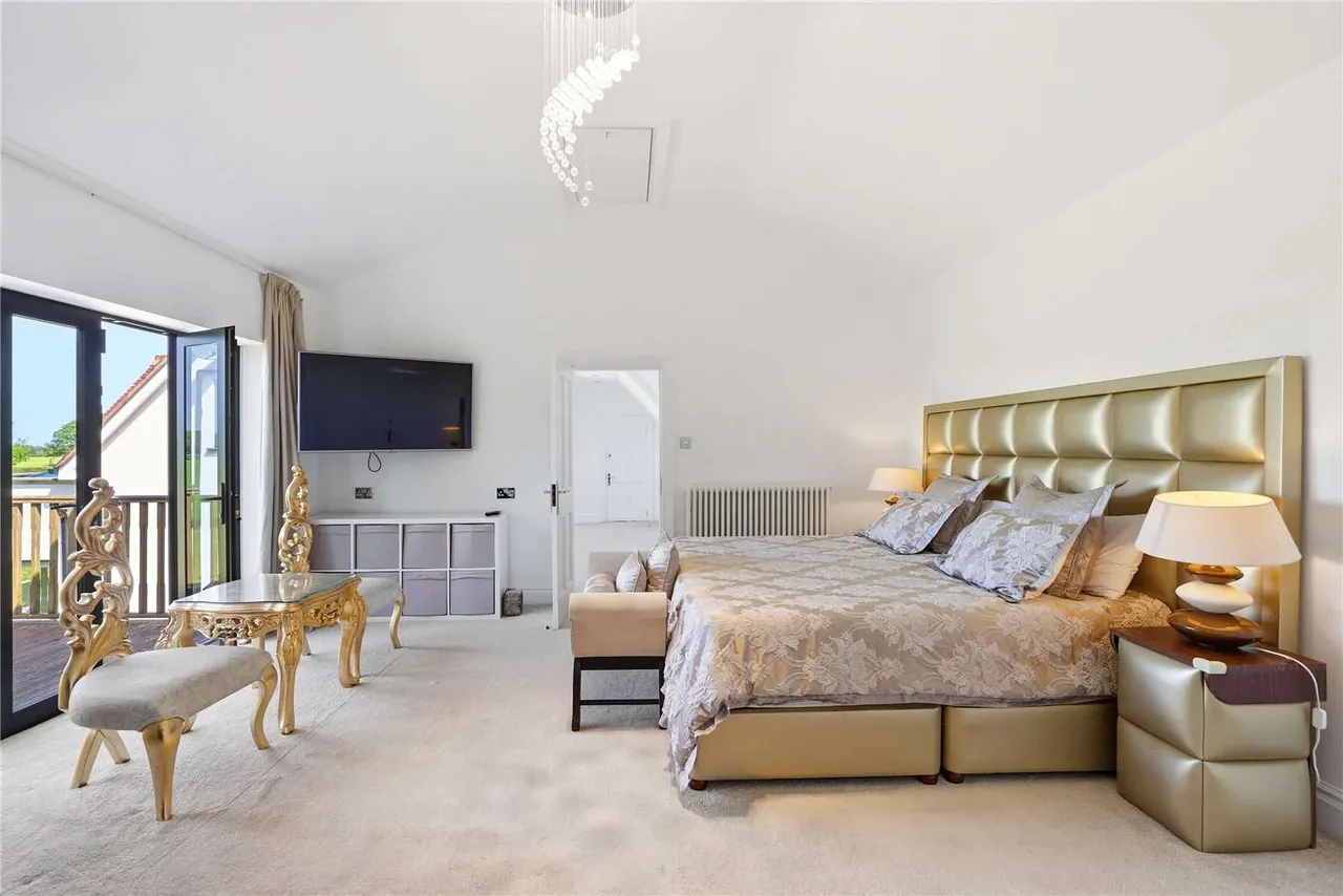 Middlewich Road, Knutsford, WA16, photo 18