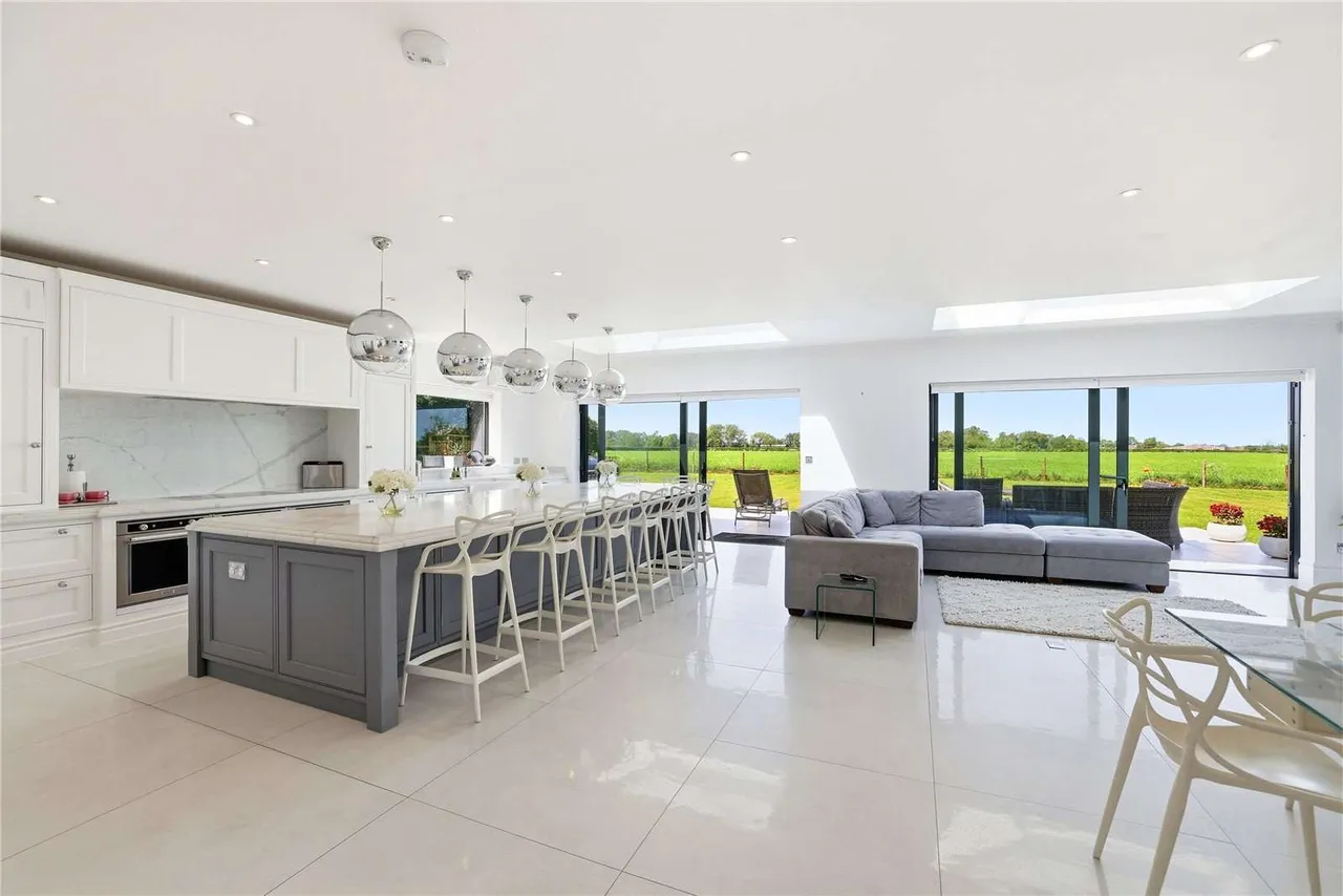 Middlewich Road, Knutsford, WA16, photo 6