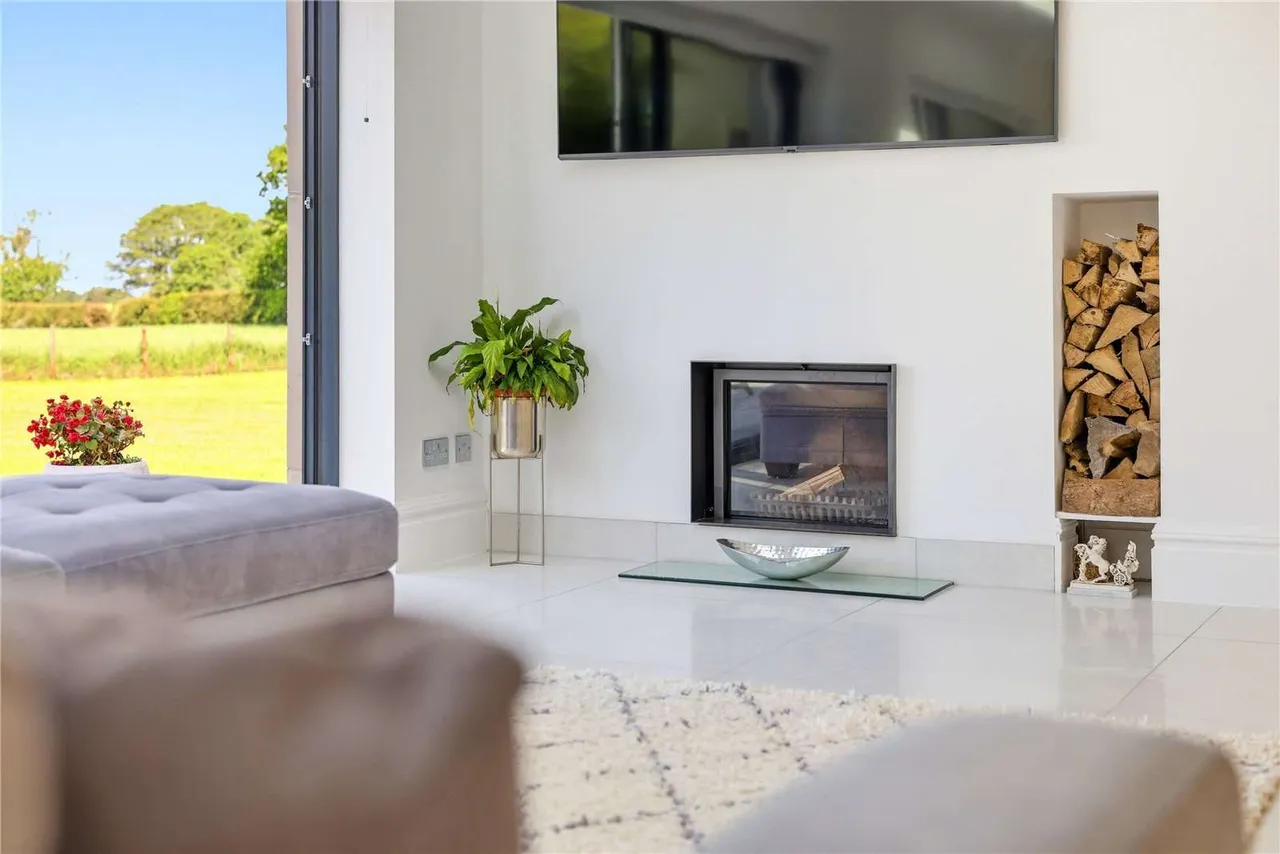 Middlewich Road, Knutsford, WA16, photo 10