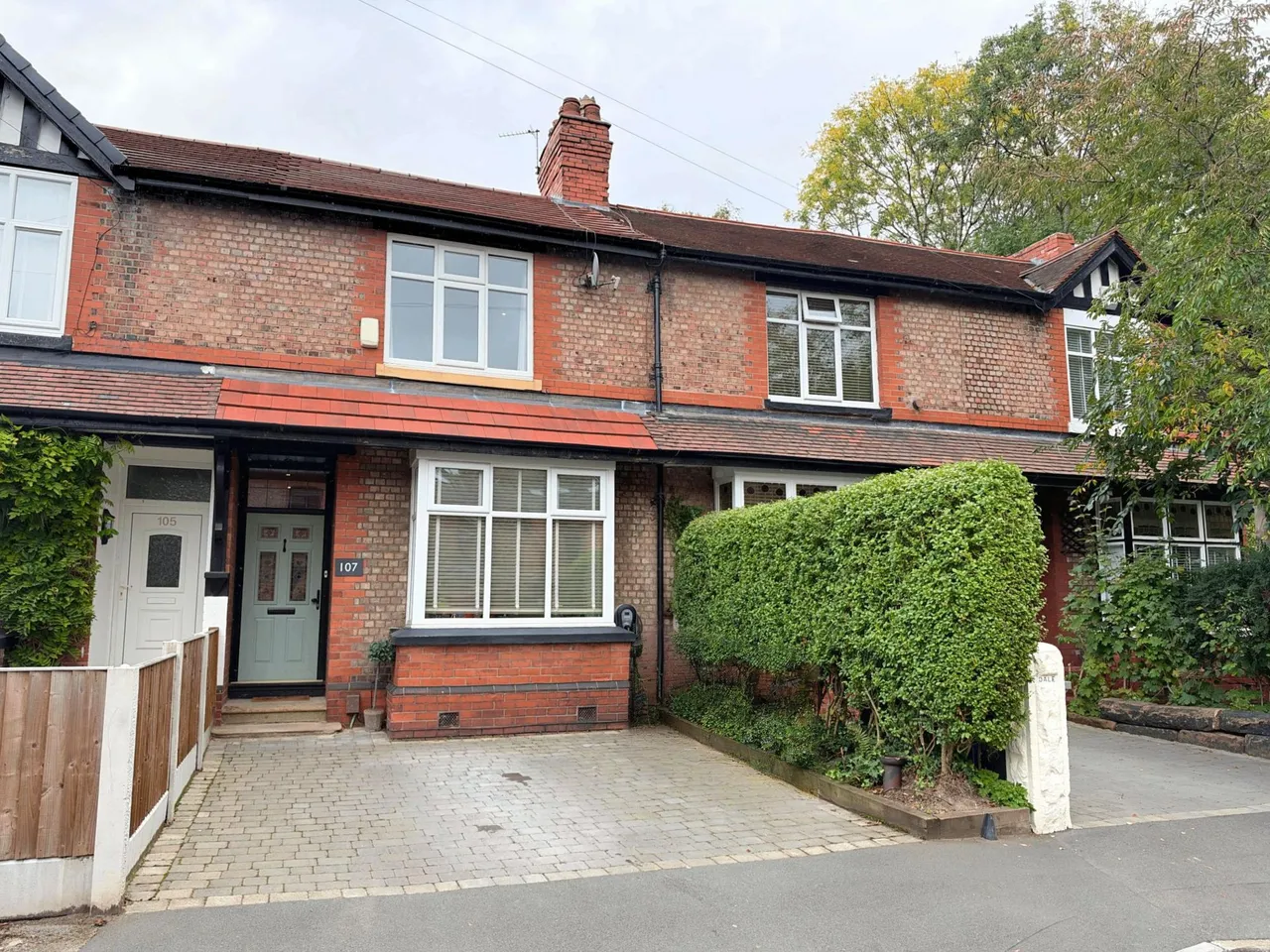 3 bed house for sale, Urban Road, Sale