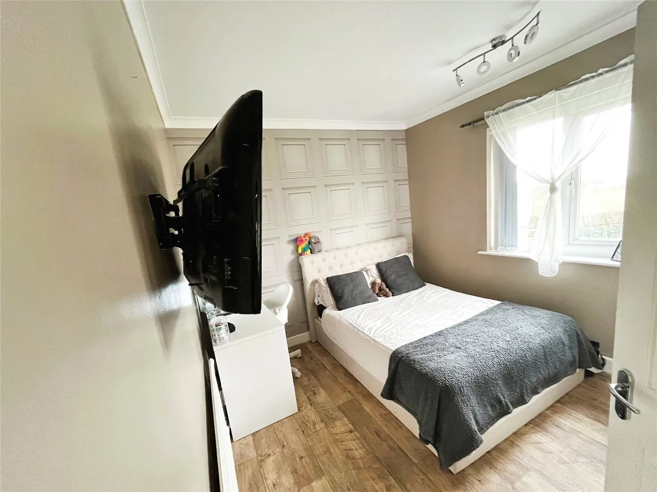 Sycamore House Road, Sheffield, South Yorkshire, S5, photo 13