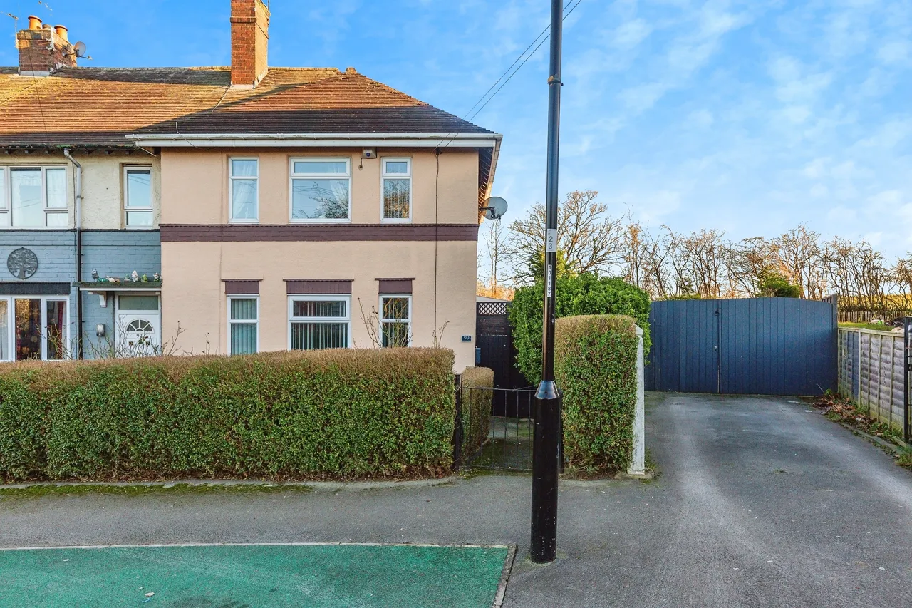 3 bed house for sale — Sycamore House Road, Sheffield, South Yorkshire, S5