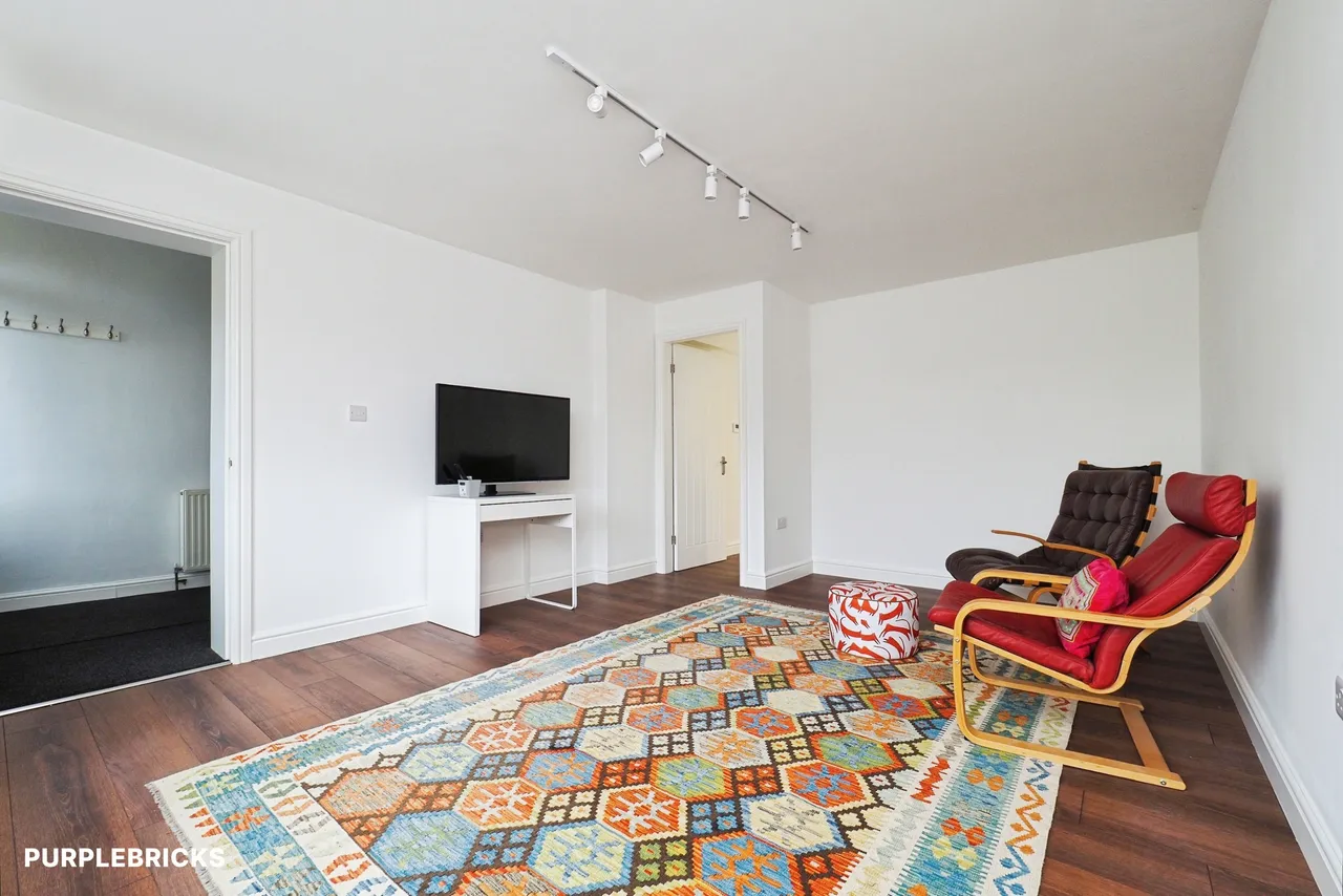 Ernest Road, Carlton, NG4, photo 3