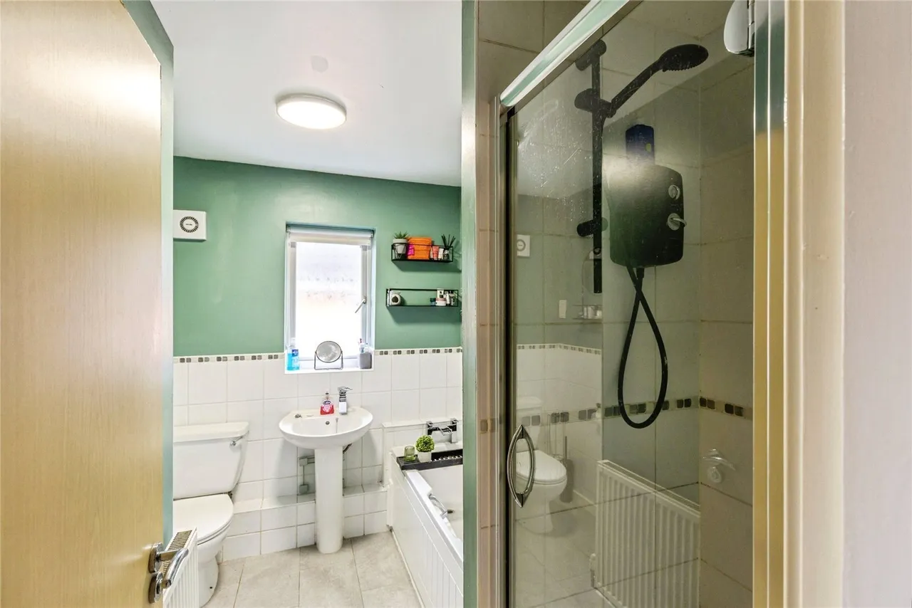 Cae'r Efail, Acrefair, LL14, photo 12