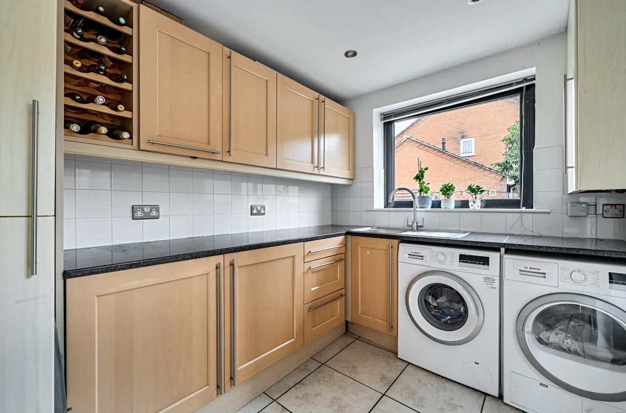 Pinecroft Road, Wokingham, Berkshire, RG41 4AL, photo 12