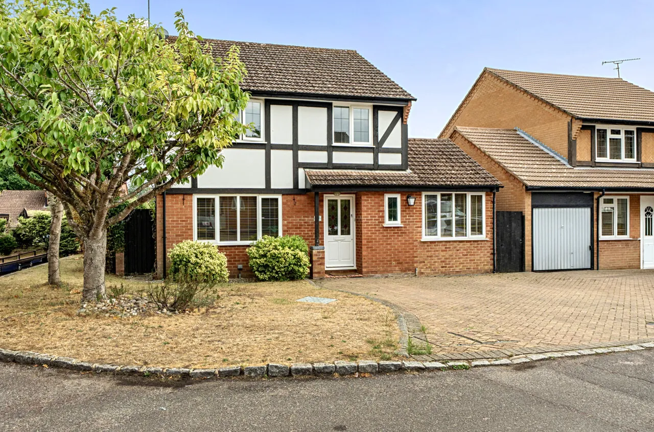 Pinecroft Road, Wokingham, Berkshire, RG41 4AL, photo 24