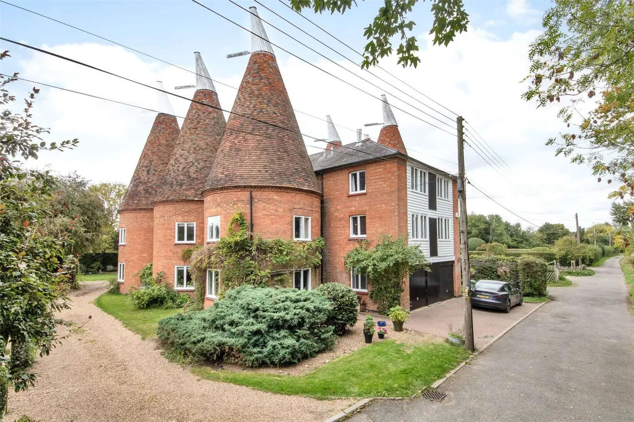 4 bed house for sale, Bishops Lane, Hunton, ME15