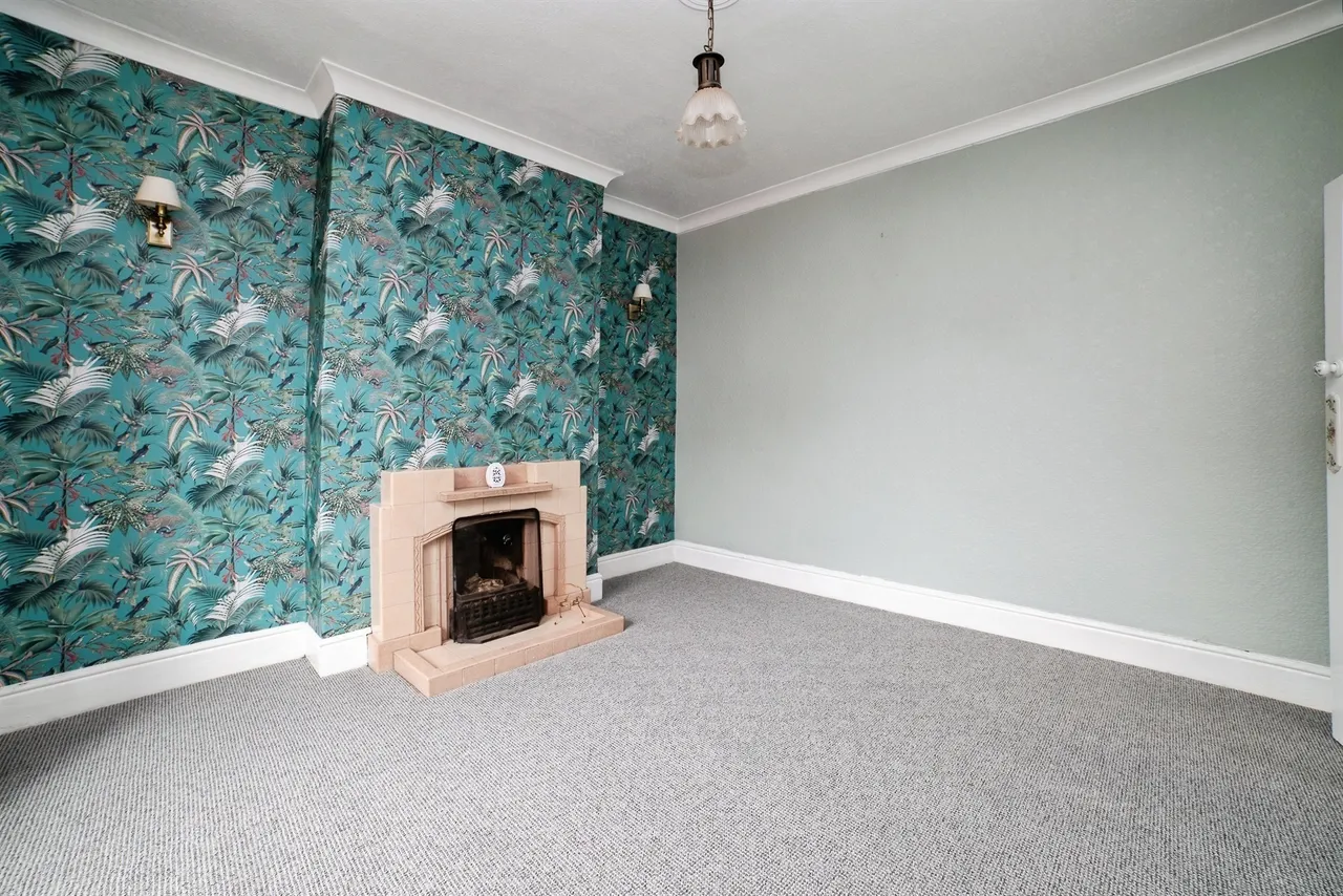 High Street, Stonebroom, DE55, photo 2