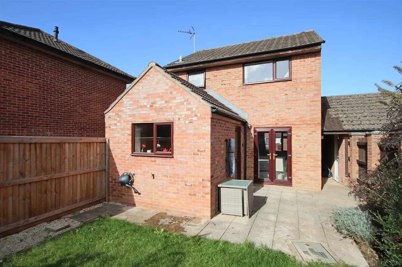 Andrews Close, Chippenham, photo 17