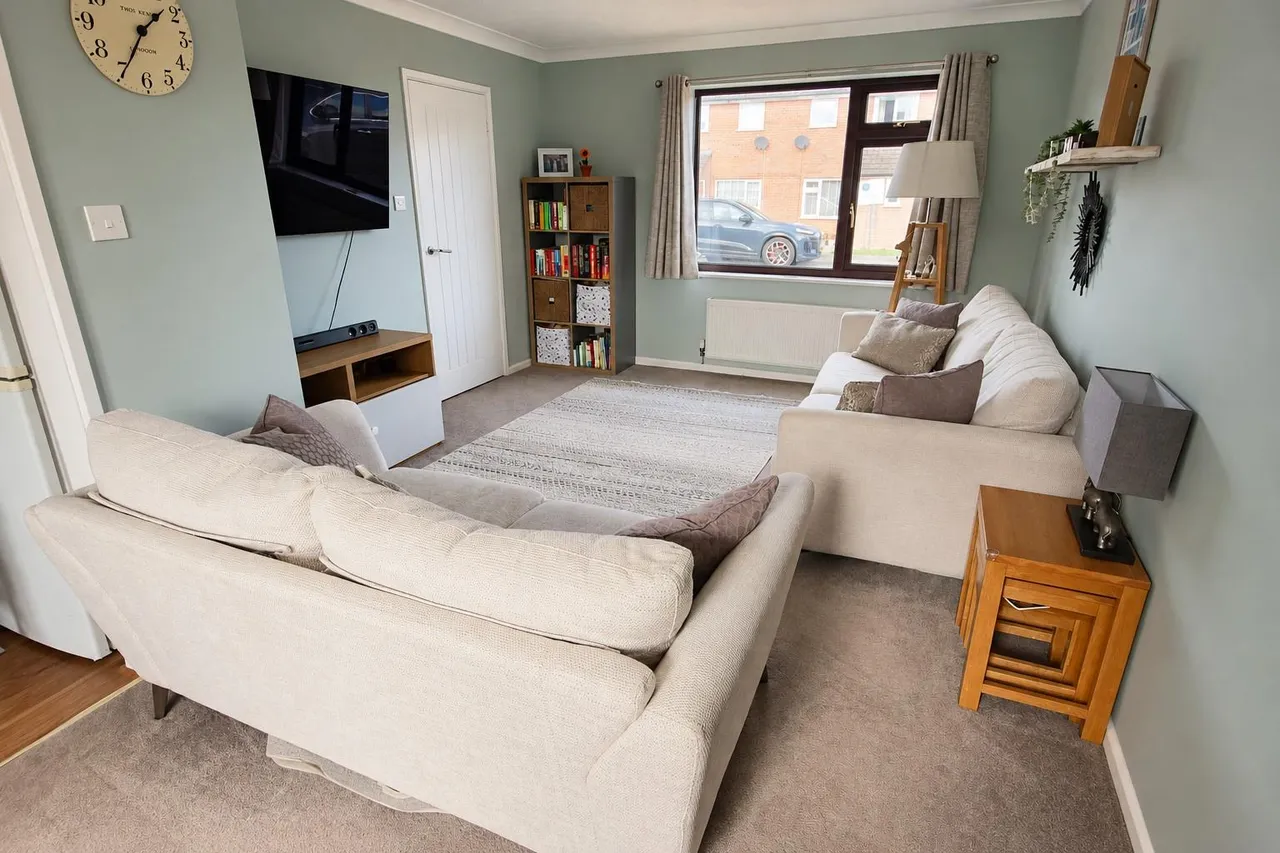 Andrews Close, Chippenham, photo 3