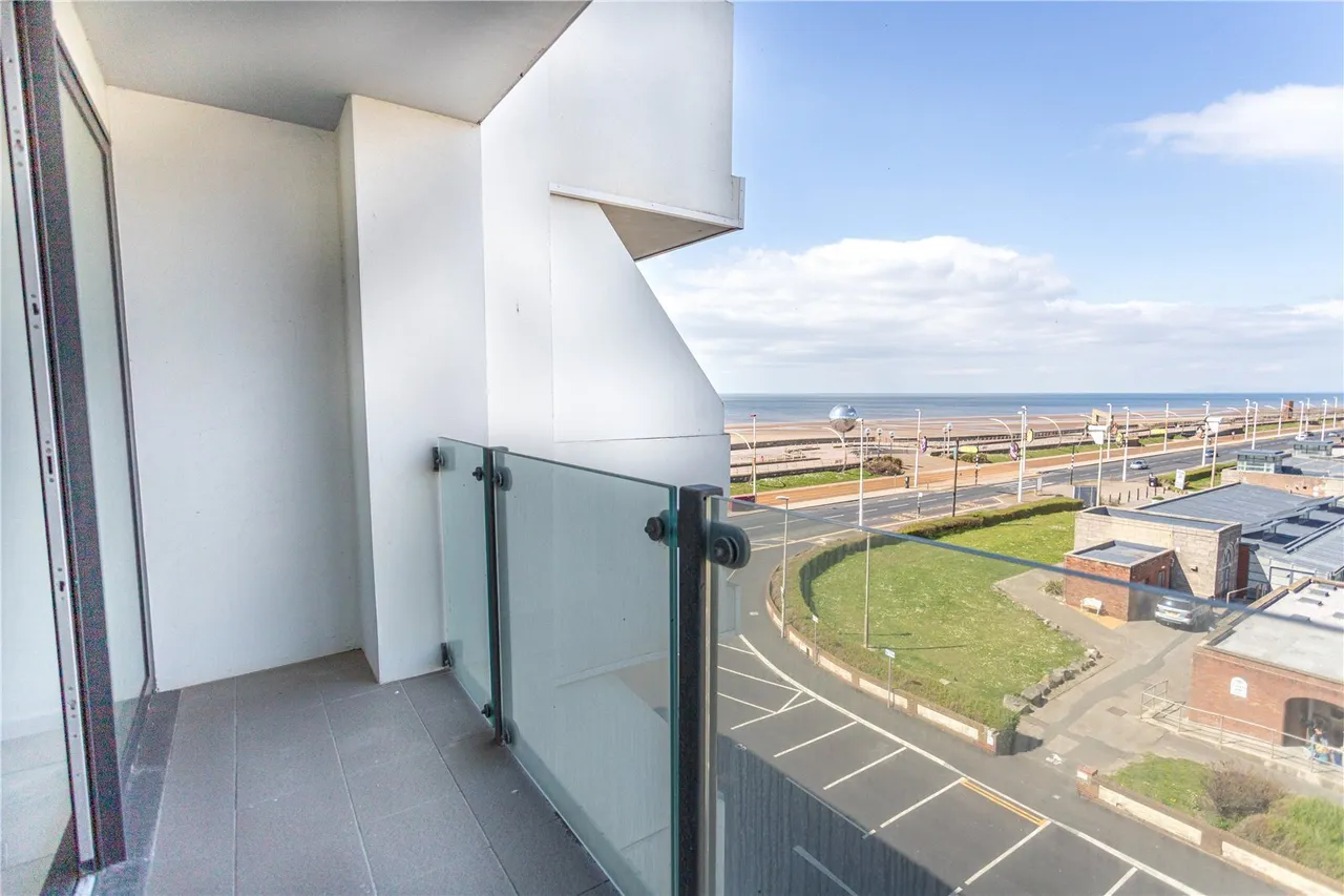 New South Promenade, Blackpool, FY4, photo 12