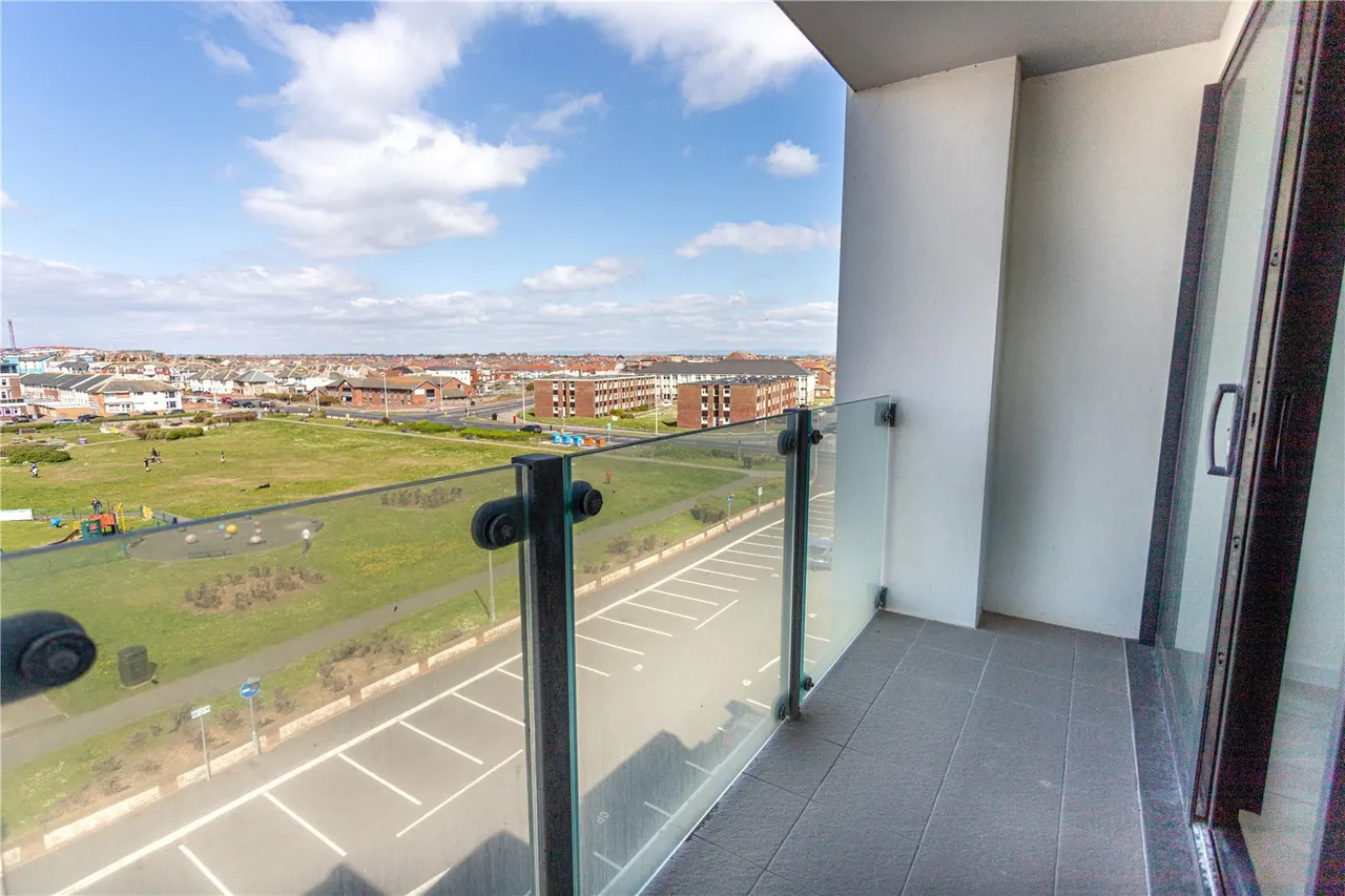New South Promenade, Blackpool, FY4, photo 11