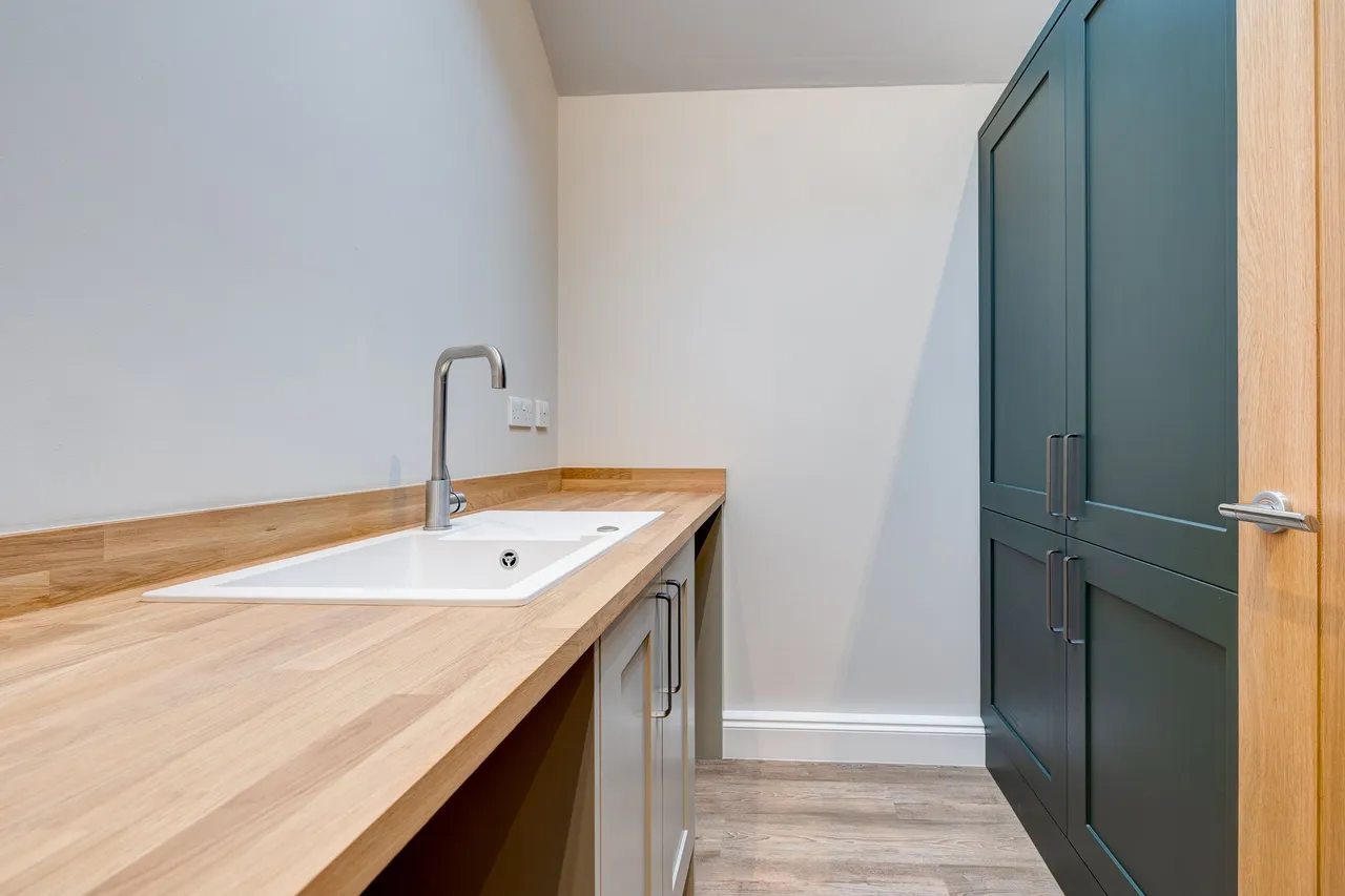 Overfields Barn, Belvoir Road, Redmile NG13, photo 10