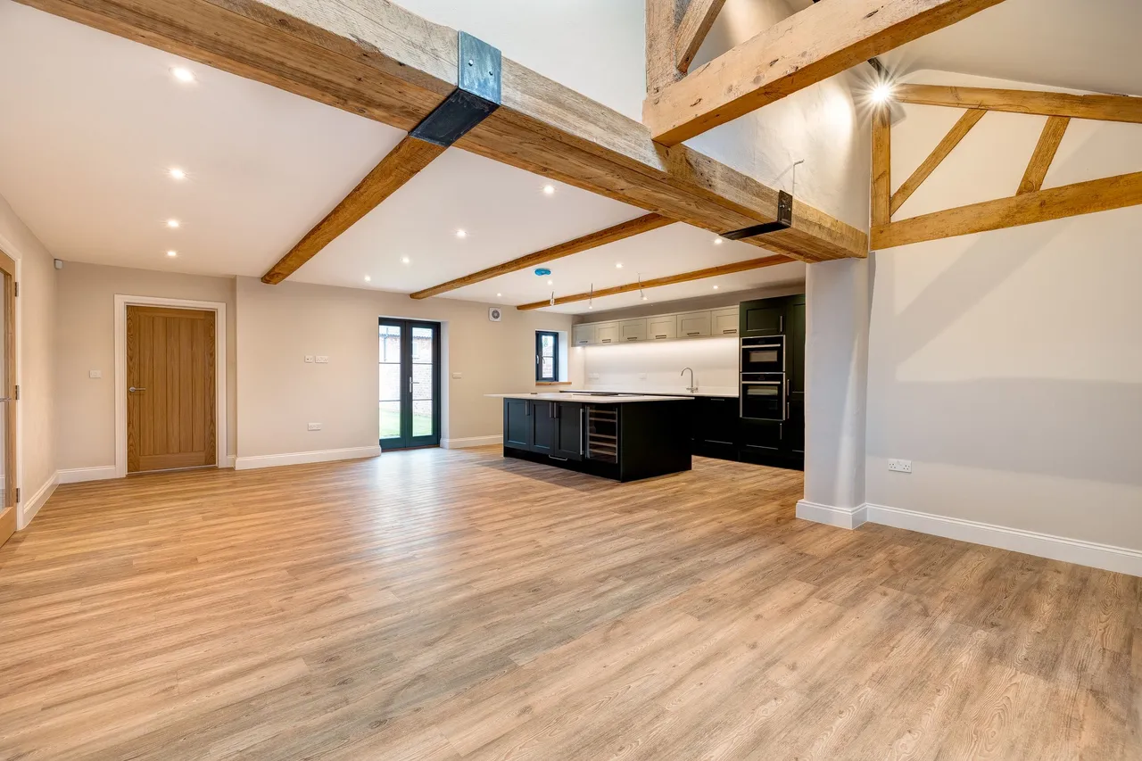 Overfields Barn, Belvoir Road, Redmile NG13, photo 2