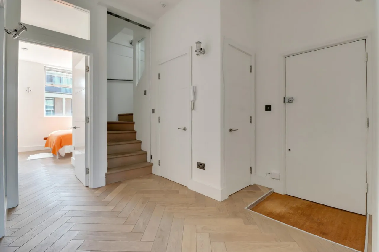 Goswell Road, Islington, EC1V, photo 13