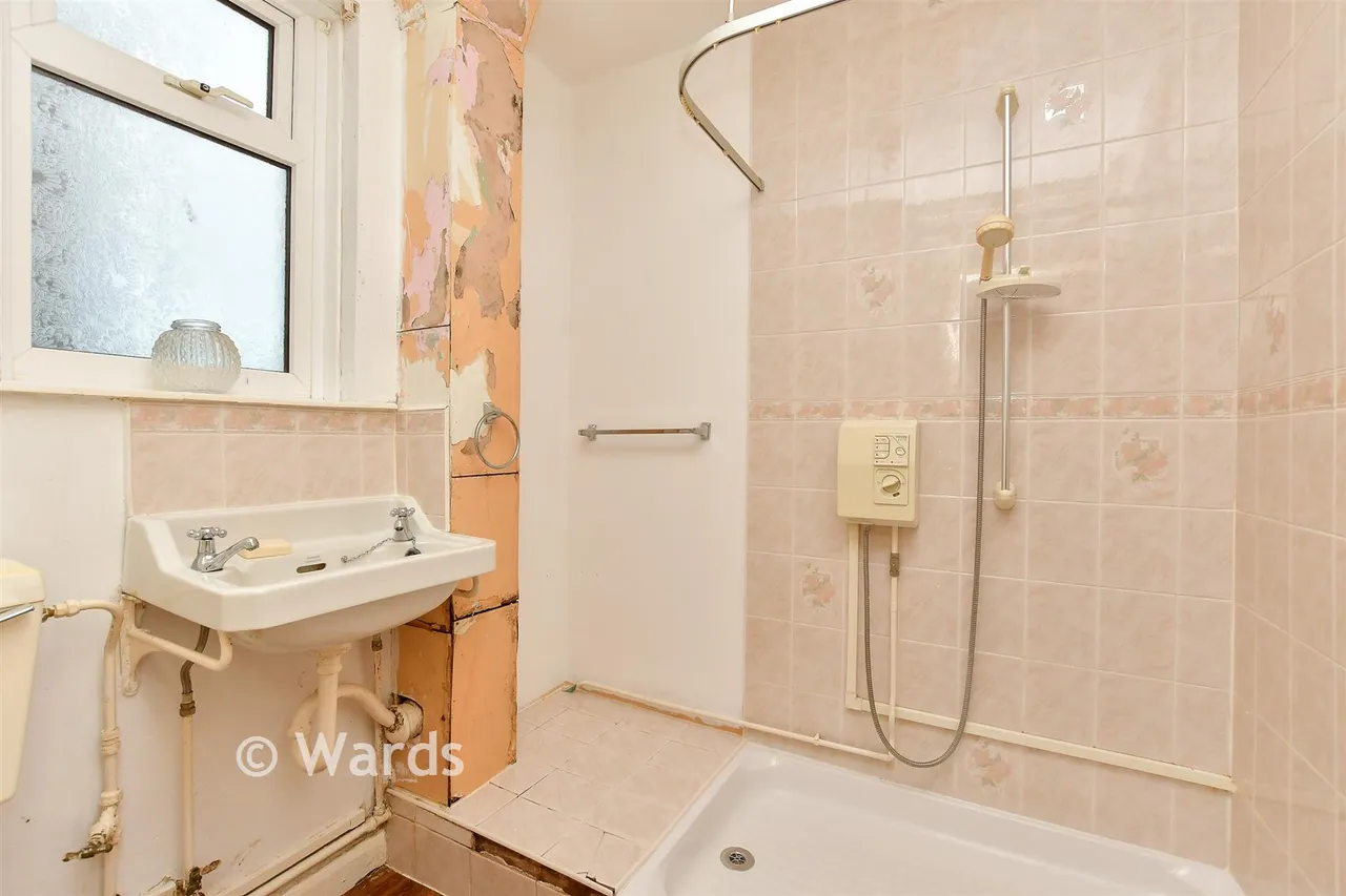 Kent Avenue, Sittingbourne, ME10, photo 5