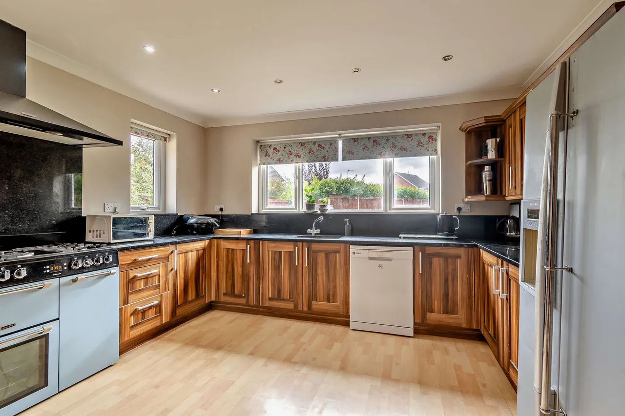 Old Road, Holme-on-Spalding-Moor, YO43, photo 9