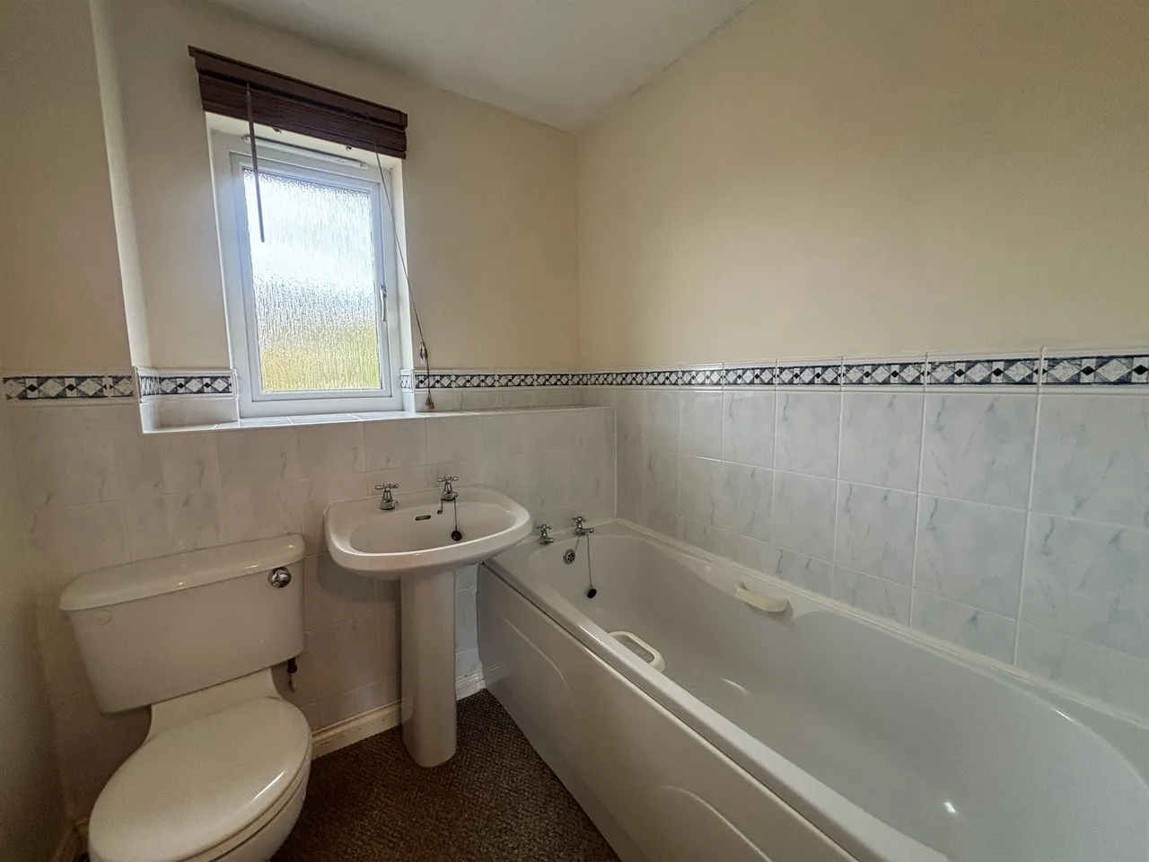 Newbury Avenue, Calne, photo 10