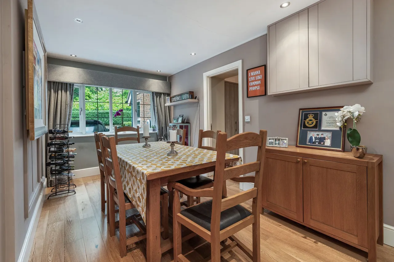 Heyes Lane, Alderley Edge, photo 9