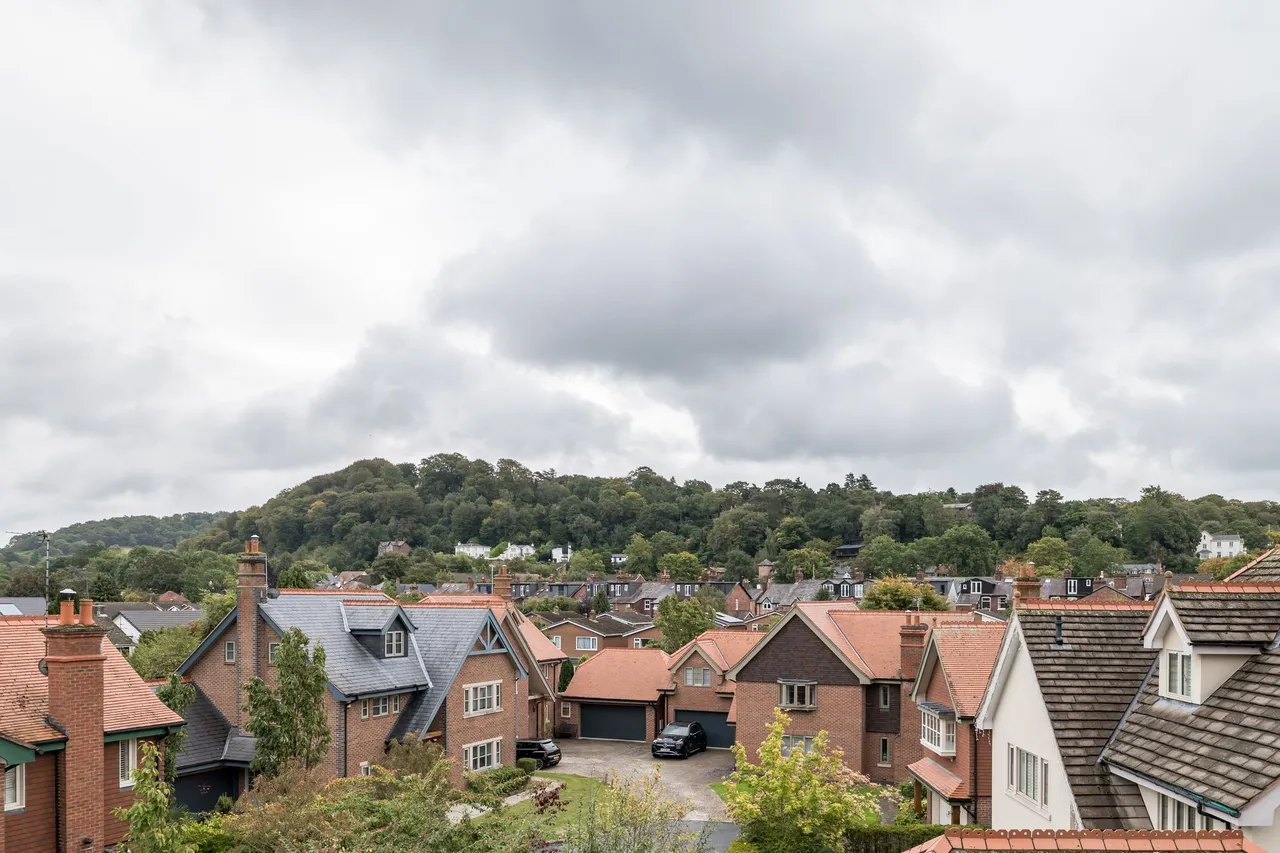 Heyes Lane, Alderley Edge, photo 23