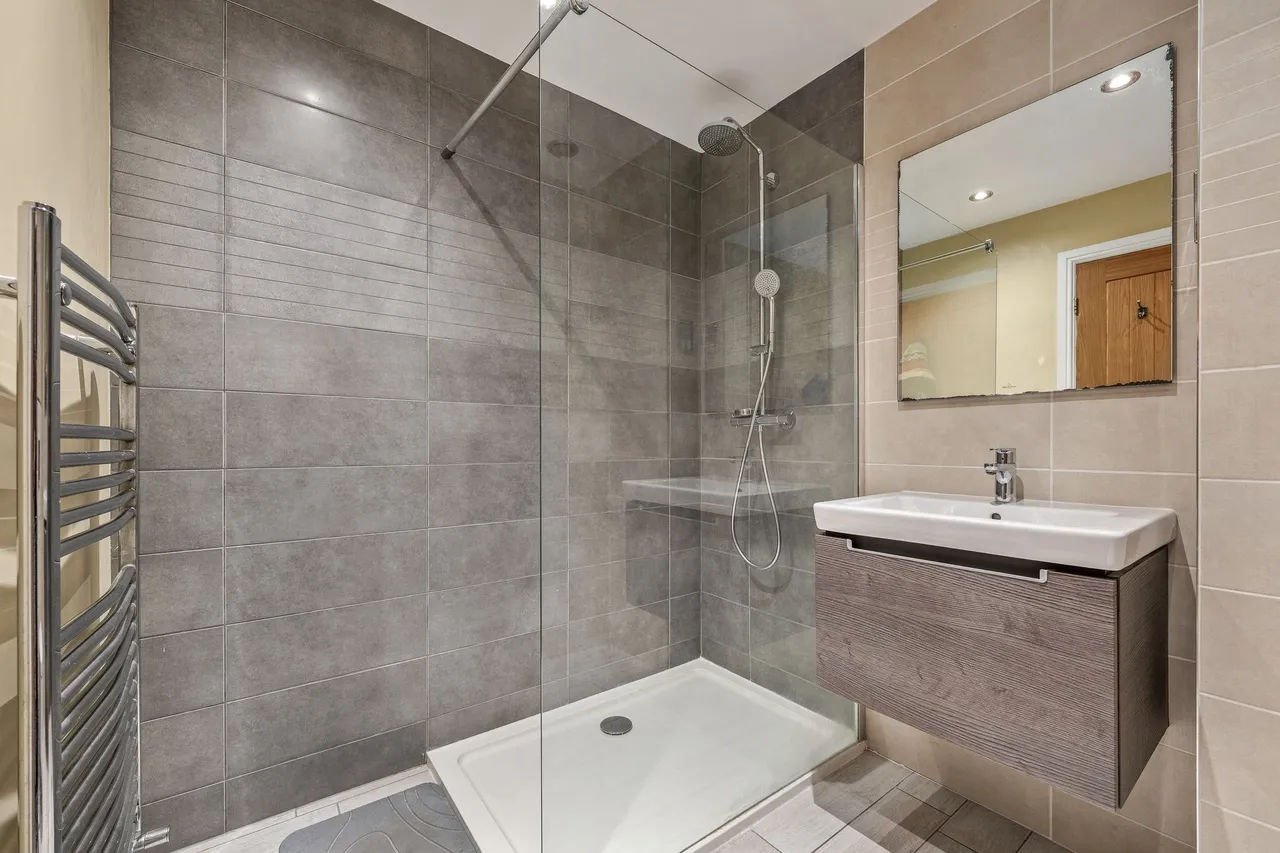 Heyes Lane, Alderley Edge, photo 17