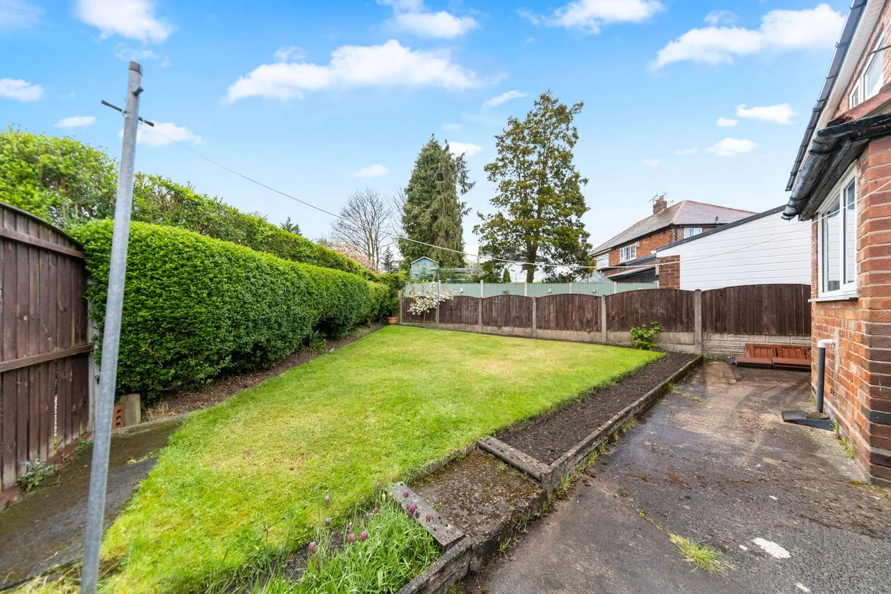 Highfield Avenue, Great Sankey, Warrington, Warrington, WA5 2TW, photo 16