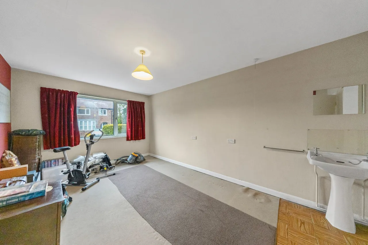 Highfield Avenue, Great Sankey, Warrington, Warrington, WA5 2TW, photo 26