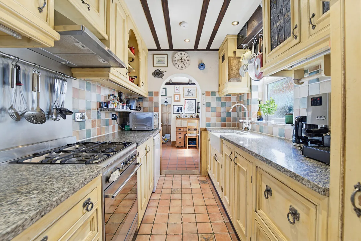 Bennetts Avenue, Greenford, UB6, photo 6