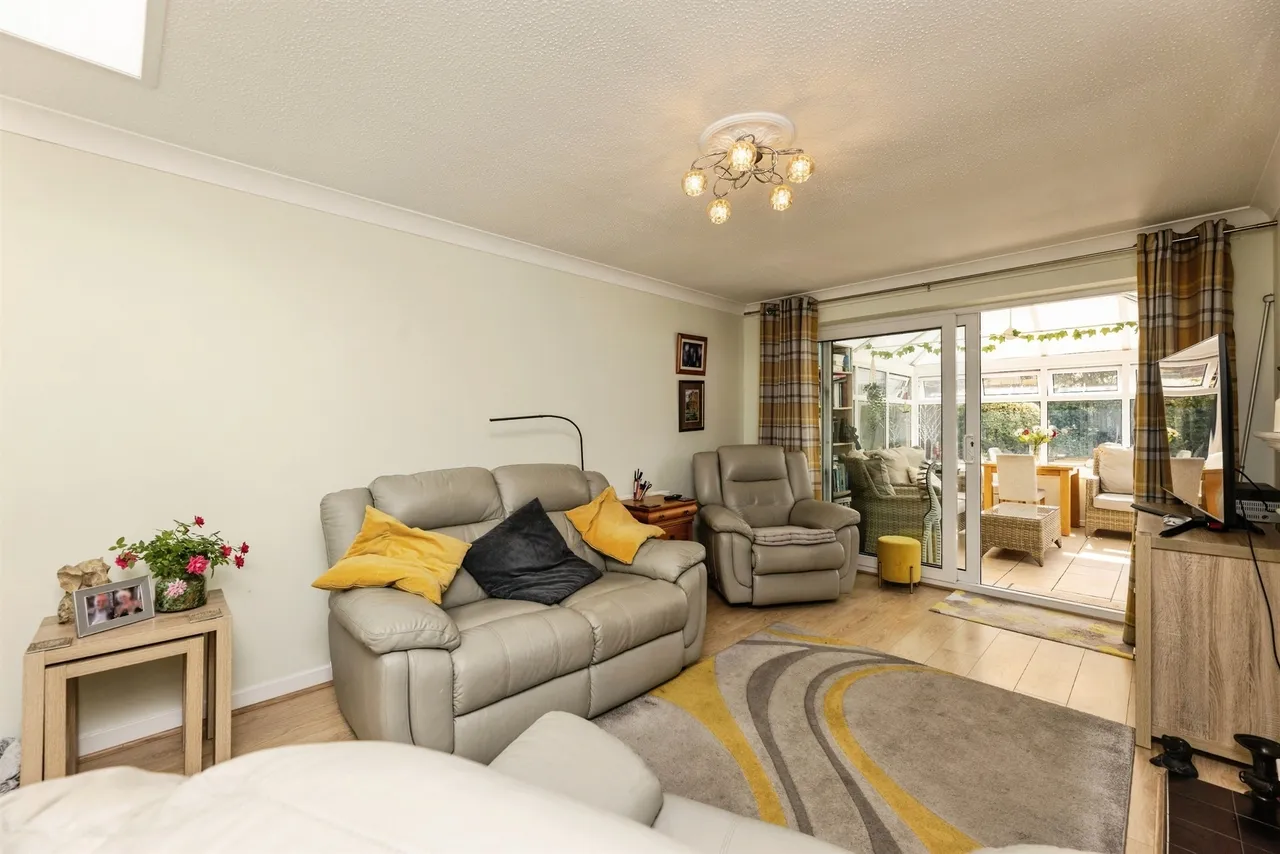 Crabtree Drive, Great Houghton, Barnsley, photo 4
