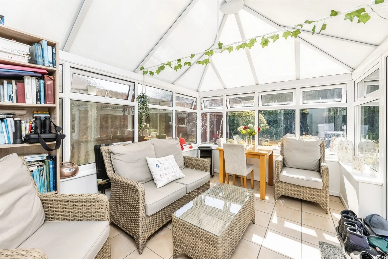 Crabtree Drive, Great Houghton, Barnsley, photo 8